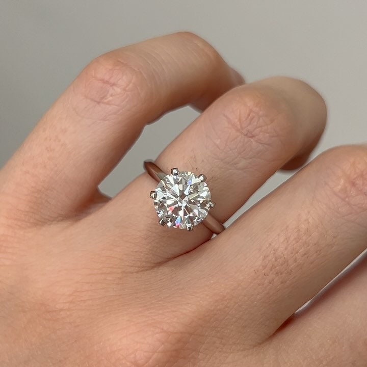 Round 1.5ct Lab Grown Diamond Ring, EF Color, VS Clarity, 6 Claw Solitaire Engagement Ring